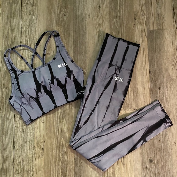 Yoga Set - Picture 1 of 1